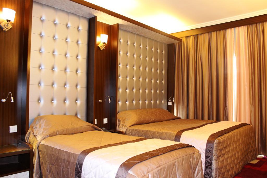 Al Khaleej Grand Hotel Dubaï Extérieur photo