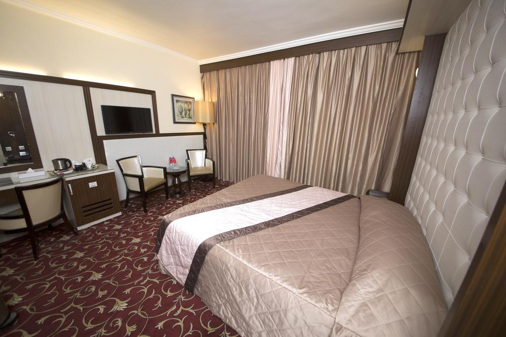 Al Khaleej Grand Hotel Dubaï Extérieur photo